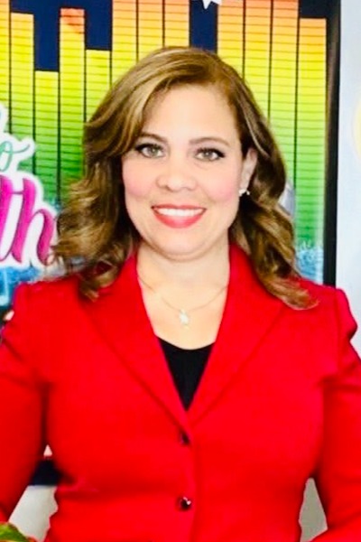 Elizabeth Cruz