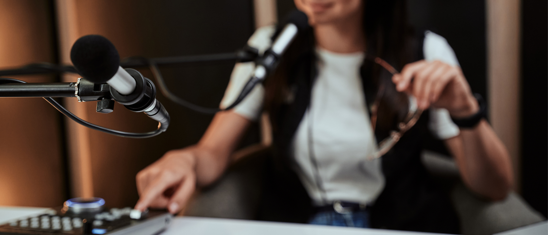 A young Latino woman is ready to give an interview